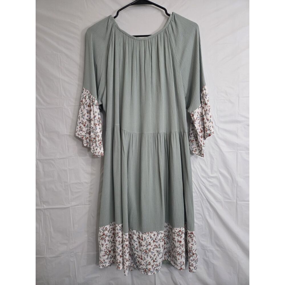 NWT Midi Crinkle Dress Sz Sm Green Boho-Chic Floral Flutter Sleeve Cottagecore - Picture 7 of 9